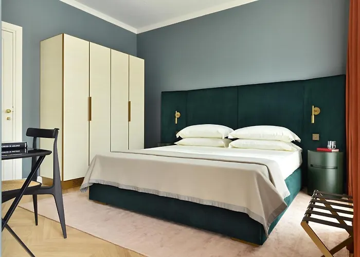 Casa Brivio Hotel *